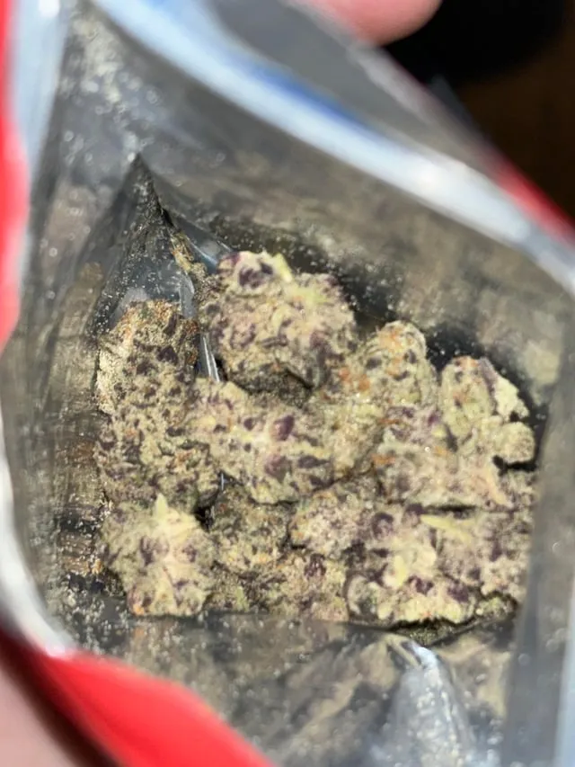 Trichome-rich cannabis buds with purple hues, typical of a Arcos De La Frontera social club selection.
